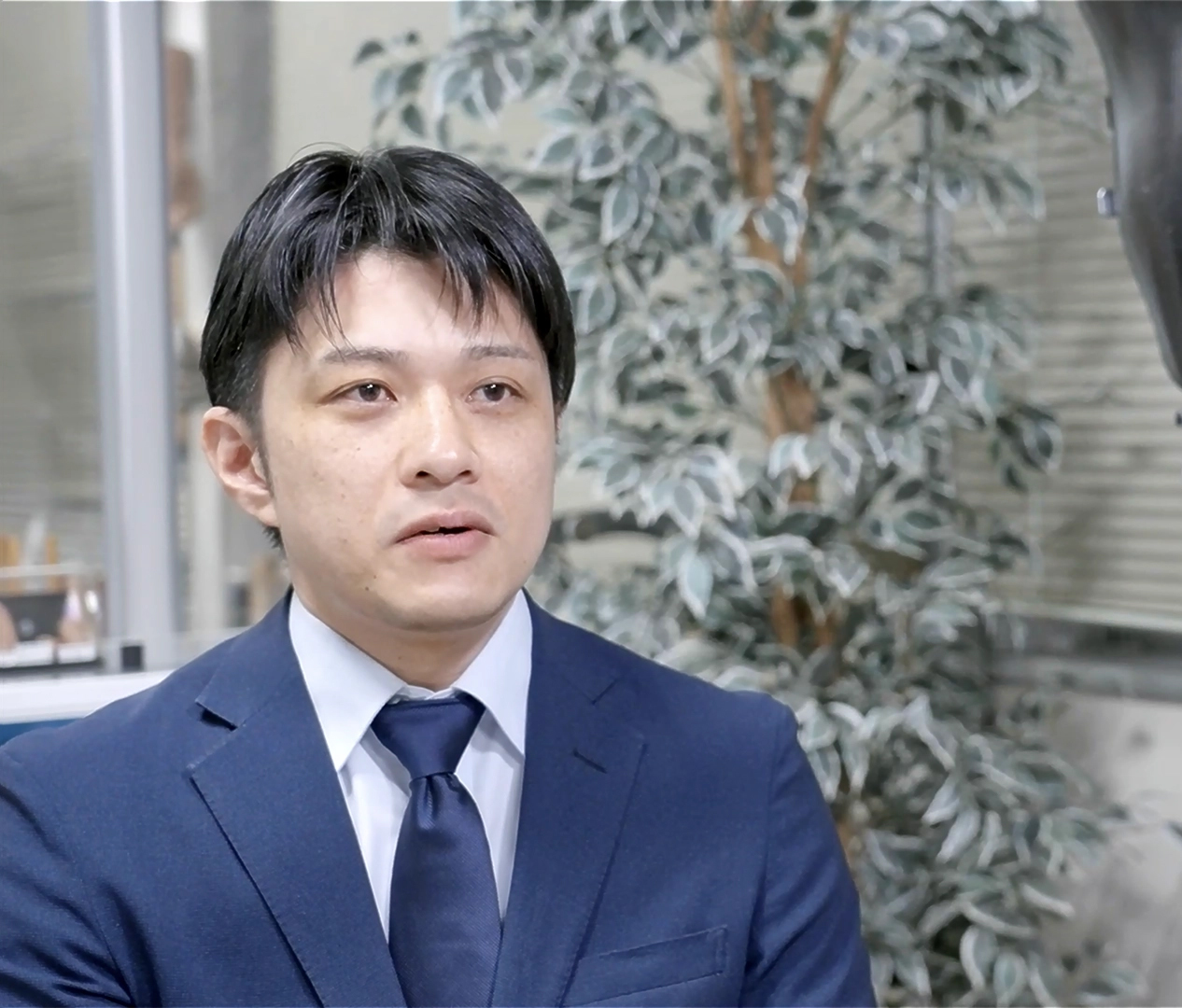 営業職・営業課　麦田 保裕